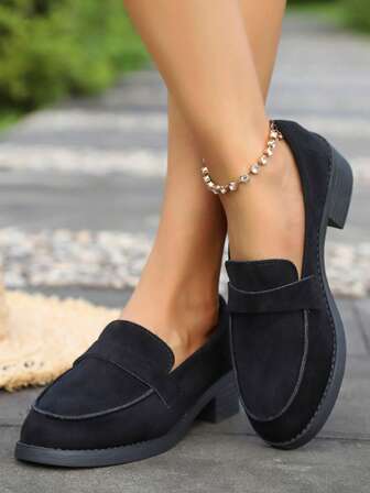 Damskor med platå och kilklack, bekväma, moderiktiga, exklusiva, lämpliga för sport, utomhusbruk och hemmabruk