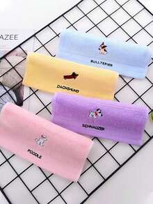 1/4条装小毛巾，刺绣水果图案，尺寸9.84*19.68英寸，多种颜色可选，可作面巾/手巾，男女通用，吸水性强，速干，不褪色，适用于浴室、学校、厨房、节日礼品、旅行和户外活动。 - 彩色 - 查看 7