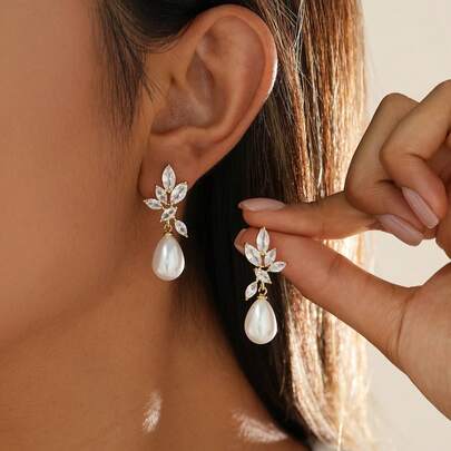 1 Coppia di Orecchini Pendenti con Perle e Zirconia Cubica Placcati in Oro - Ideali per Uso Quotidiano, Banchetti, Raduni, Matrimoni - Orecchini da Sposa con Perle