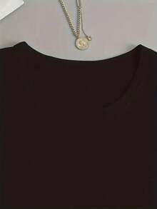 1 Piece Of Women's Casual Round Neck Long Sleeve T-Shirt, Soft Sports Knit Fabric With Slight Stretch, Suitable For Spring, Summer, And Autumn Seasons, Featuring Holiday-Themed Small Character Print Design - Black - View 3