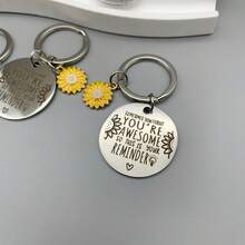 36 Peças/12 Conjuntos de Girassóis Motivacionais, "Você é Incrível!" "Você é Demais" Conjunto de Chaveiros de Presente, Aniversário, Formatura, Colheita de Outono, Ação de Graças, Natal, Presente de Feedback, Para Professores e Colegas como Agradecimento. O Conjunto Inclui 12 Chaveiros de Aço Inoxidável, 12 Cartões de Agradecimento com Folha Verde e 12 Sacos de Organza Branca Ideias de Presente Acessórios de Bolsa Cordões com Suporte de ID Acessórios de Carro Encantos de Bolsa