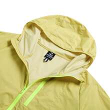 Under Armour LAUNCH LIGHTWEIGHT JACKET, Woven Hooded Men's Road Running 1381879-729 - Green Light Yellow - View 3