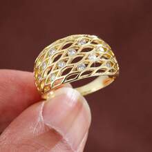 1pc Minimalist Hollow Geometric Design Cubic Zirconia Inlaid Women Ring - Multicolor - View 1