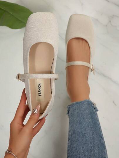 2025 Autunno Ballerine da donna con decorazione fibbia, in tessuto minimalista, scarpe Mary Jane alla moda ed eleganti, adatte per abiti da lavoro, abbigliamento da studente, casual, viaggi, stile elegante, classico e versatile, morbide e confortevoli, esperienza eccellente. Controlla il negozio per altri articoli.