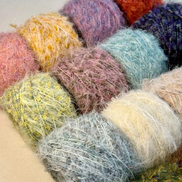 Boules de fil colorées faites à la main, fil doux et agréable à la peau pour le tricot et le crochet de sacs, écharpes, pulls, chapeaux, projets de broches artisanales, 50g/rouleau