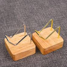 Vintage Holz- und Metall-Mineralienständer, geeignet für Steine, Kristalle und Geoden - elegante Heimdekoration, glatte weiße Basis und tiefdrahtiger blauer Metall - perfektes Geschenk für Feiertage oder tägliche Präsentation, Steinausstellungsbox