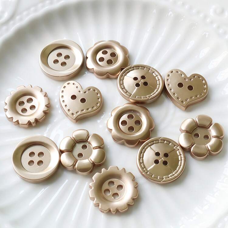10/20 件金色 4 孔多功能圆形扣，心形花边纽扣，针织开衫衬衫缝纫纽扣 DIY 珠宝配件 - 彩色 - 查看 16
