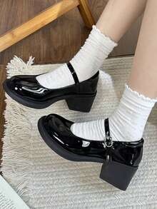 法式复古玛丽珍鞋搭配裙子小皮鞋新款圆头粗跟女鞋高跟鞋春秋