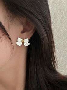 1 对时尚甜美可爱白色蝴蝶结简约个性化小巧精致耳钉，适合女性日常和节日佩戴 - 白色 - 查看 3