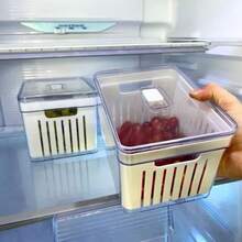 Organizador de Geladeira 3,8 Litros Cesto Com Tampa Multiuso Alimentos Verduras e Vegetais - Transparente - Visão 5