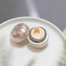 Shiseido Shiseido Benefiance Wrinkle Smoothing Eye Cream E15mL NET WT. 0.51OZ.