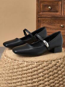 MonaNise 女士3厘米布面包跟黑色时尚百搭玛丽珍低跟粗跟优雅平底鞋，另有藏蓝色、咖啡色、酒红色可选