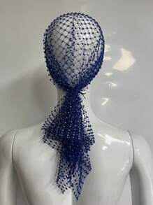 1顶65厘米镶钻女式鸭舌帽，适合夜店佩戴