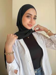 女士单件装，带纽扣固定，时尚休闲优雅，可瞬间佩戴，兼具围巾、运动帽、头巾和头巾帽的功能，适合全年日常佩戴，也适合节日、派对、祈祷等场合。 - A - 查看 15