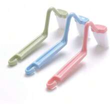 1pc V-Shaped Toilet Brush: 1pc V-Shaped Toilet Brush, Small Toilet Brush, No Dead Angle Cleaning Brush, Household Bathroom Toilet Cleaning Tool, Can Rotate Toilet Bend, Wall Mounted (Random Color)