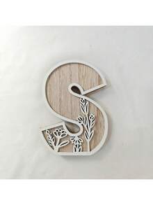 1 pieza Ornamento de letra tallada con flores inglesas de madera que se puede colgar. Decoraciones de Acción de Gracias y Navidad. Decoración única para la habitación, arte de pared, decoración de boda, estilo de campo francés. Decoración de madera con flores talladas - Perfecto para el hogar, la cocina o la decoración de la boda - Versátil, adecuado para exhibición en el escritorio