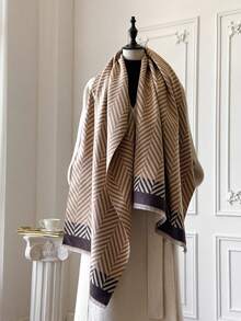 1条优雅几何提花针织围巾，保暖百搭，适合女性，尤其适合空调房、秋冬季搭配连衣裙。