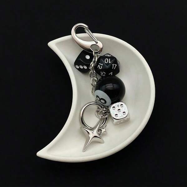 قلادة سبيكة الزنك بشكل كرة 8 سوداء بطراز بانك Y2K، سلسلة مفاتيح نرد بطراز جوثي، ديكور مرآة السيارة بطراز داكن، رمز الأبراج مزخرف على الوجهين، حرفة مطلية بالكهرباء مضادة للأكسدة