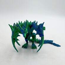 3D 打印龙雕像 - 三头龙，鲜艳的青色、紫色、红色或绿色鳞片 - 灵活的关节适合姿势和运动 - 非常适合幻想家庭办公室装饰和桌面玩具，收藏雕像 | 明亮的龙雕像 | 3D 打印塑料 - 彩色 - 查看 10