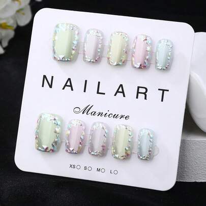 法式美甲贴片，10片装，短款梯形，按压式，新年美甲，情人节美甲，日常美甲，手工制作，优雅大方设计，高端法式风格，凝胶指甲油，闪粉，猫眼效果，金属光泽，全覆盖假指甲贴片，附赠1管果冻胶、1根指甲保护棒和1卷抛光胶带。美甲用品