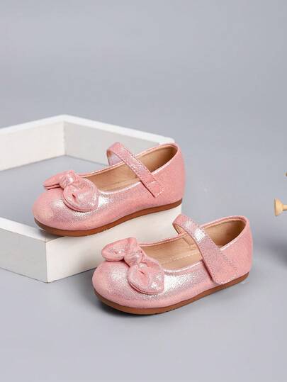 秋冬款可爱蝴蝶结装饰女童平底鞋
