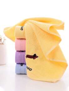 1/4条装小毛巾，刺绣水果图案，尺寸9.84*19.68英寸，多种颜色可选，可作面巾/手巾，男女通用，吸水性强，速干，不褪色，适用于浴室、学校、厨房、节日礼品、旅行和户外活动。 - 彩色 - 查看 5