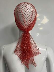 1顶65厘米镶钻女式鸭舌帽，适合夜店佩戴