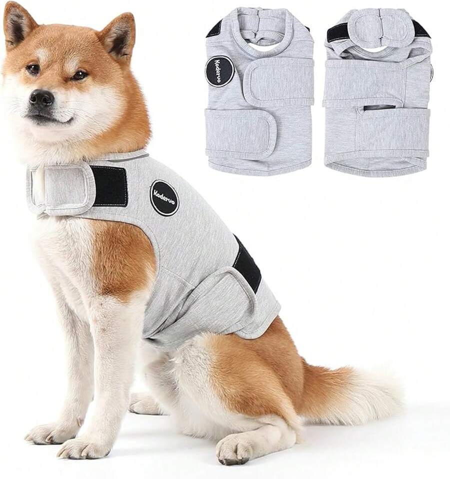 Dog Anxiety Jacket, Skin-Friendly Dog Calming Shirt - Dog Coat For Thunder, Fireworks, Vet Visits And Separation - Keep Pet Calm Without Medicine & Training, Anti Anxiety Vest For DogsChristmas - 淺灰色 - 查看 1