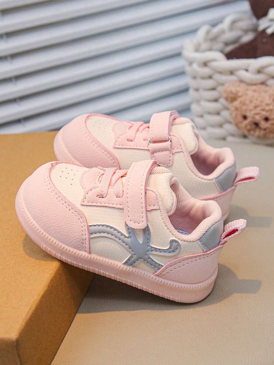 Zapatillas deportivas transpirables de suela blanda para niños pequeños, zapatos deportivos antideslizantes para bebés niños y niñas en primavera/otoño