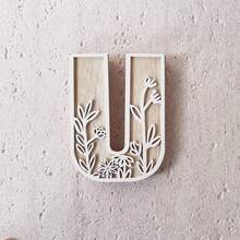 1 pieza Ornamento de letra tallada con flores inglesas de madera que se puede colgar. Decoraciones de Acción de Gracias y Navidad. Decoración única para la habitación, arte de pared, decoración de boda, estilo de campo francés. Decoración de madera con flores talladas - Perfecto para el hogar, la cocina o la decoración de la boda - Versátil, adecuado para exhibición en el escritorio