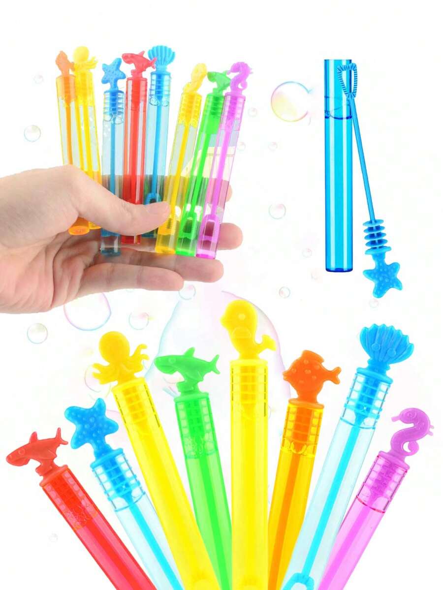 12 Stücke Mini Seifenblasen-Stäbe mit Meerestieren, in 8 Stilen und 6 Farben erhältlich. Diese Mini Seifenblasen-Partyfavors sind perfekt für Kindergeburtstage, Meeresthemen-Partys, Babyparty-Geschenke, Geburtstagsfeiern für Jungen und Mädchen, Spielpreise, Geschenktüten und Geschenktüten-Füllungen.