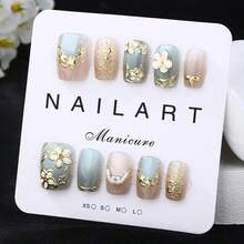 纯手工美甲，10件套，短梯形，法式美甲，按压式美甲，可穿戴美甲，优雅大方的设计，凝胶抛光，猫眼效果，金属光泽，全覆盖假指甲尖，填充各种形状的3D大水钻和指甲宝石，配有1管果冻胶，1根指甲棒和抛光胶带。