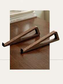 便携式可折叠木制笔记本电脑支架 - 符合人体工程学的角度调节（12°），具有散热通风功能，三角形木质托盘适用于平板电脑和迷你笔记本电脑，紧凑的设计，自然饰面