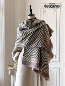 1条优雅几何提花针织围巾，保暖百搭，适合女性，尤其适合空调房、秋冬季搭配连衣裙。