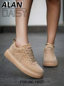 女士时尚紫色拼布日常户外通勤休闲运动鞋，流行简约舒适前系带运动鞋