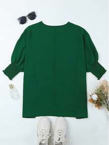 Plus Size Solid Color Round Neck Batwing Sleeve Shirt - Dark Green - View 4
