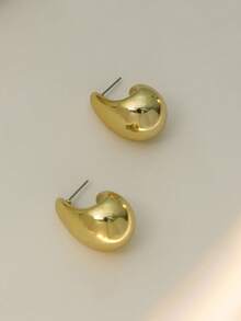 1 Pair Large Size Round Puffy Polished Metal Hoop Earrings Suitable For Women - Silver - View 8