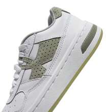 Under Armour Court 96 Suede Cushioned Low-Top Women Casual Commuting Skateboard Shoes 3028766-102 - White/Green - View 8
