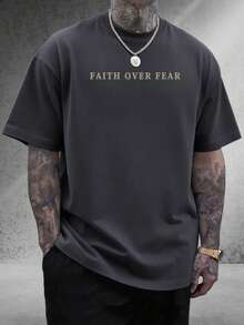 Men's Christian Short Sleeve T-Shirt "FAITH OVER FEAR" - New Fashion 2026 | Psalm 118:6 Biblical Design | Inspirational Streetwear | 100% Cotton | Unisex Fit | Ideal Gift For Christians - 灰色 - 查看 2