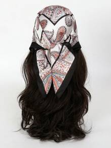 1条佩斯利花纹波西米亚风头巾，可作沙滩时尚围脖或连衣裙使用