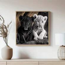 Bộ tranh đính kim cương 5D Tiger's Sparkle - Tranh thêu kim cương tròn đầy màu sắc rực rỡ, phù hợp cho người lớn và người mới bắt đầu, thủ công tự làm, tạo nên tác phẩm trang trí tường tuyệt đẹp, thư giãn. - Nhiều màu - Xem 4