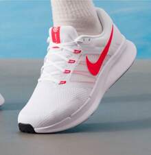 Nike Zapatillas de entrenamiento y running RUN SWIFT 3 para hombre - Blanco/Rojo - Ver 1