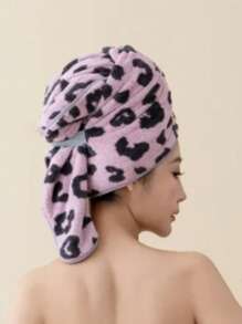 1pc Women's Wearable Bath Towel, Multiple Colors, Polyester Fiber Jacquard Heart & Letter Pattern Bathrobe Or Kitchen Hand Towel, Face Towel, Hair Drying Cap, Absorbent Quick-Dry Soft, Suitable For Bathroom, Hotel, Party, Beach, Travel, Holiday Gift