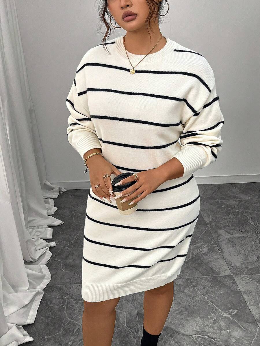 Plus Size Women Contrast Stripe Ribbed Casual Long Sleeve Knit Dress - Black and White - View 1