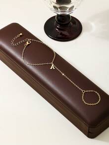 1pc Minimalist Style Elegant Versatile Chain Bracelet With 26 English Letter Charms, Delicate & Compact, Suitable For Daily Wear, Casual Outings, Formal Gatherings, Parties, A Graceful & Simple Jewelry Gift For All Seasons - Yellow Gold - View 4