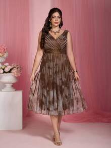 V-Neck Sleeveless Printed Fine Mesh Overlay High-Low Hem Luxury Evening Gown