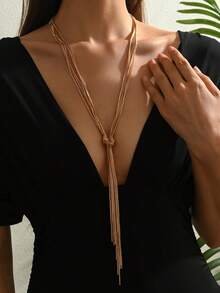 1 Stück minimalistischer langer Schlangenknochen-Ketten-Halskette, modische personalisierte Kreis-Damenkette für den täglichen Gebrauch (leichte Farbabweichungen sind aufgrund der Beleuchtung und des Aufnahmewinkels möglich)