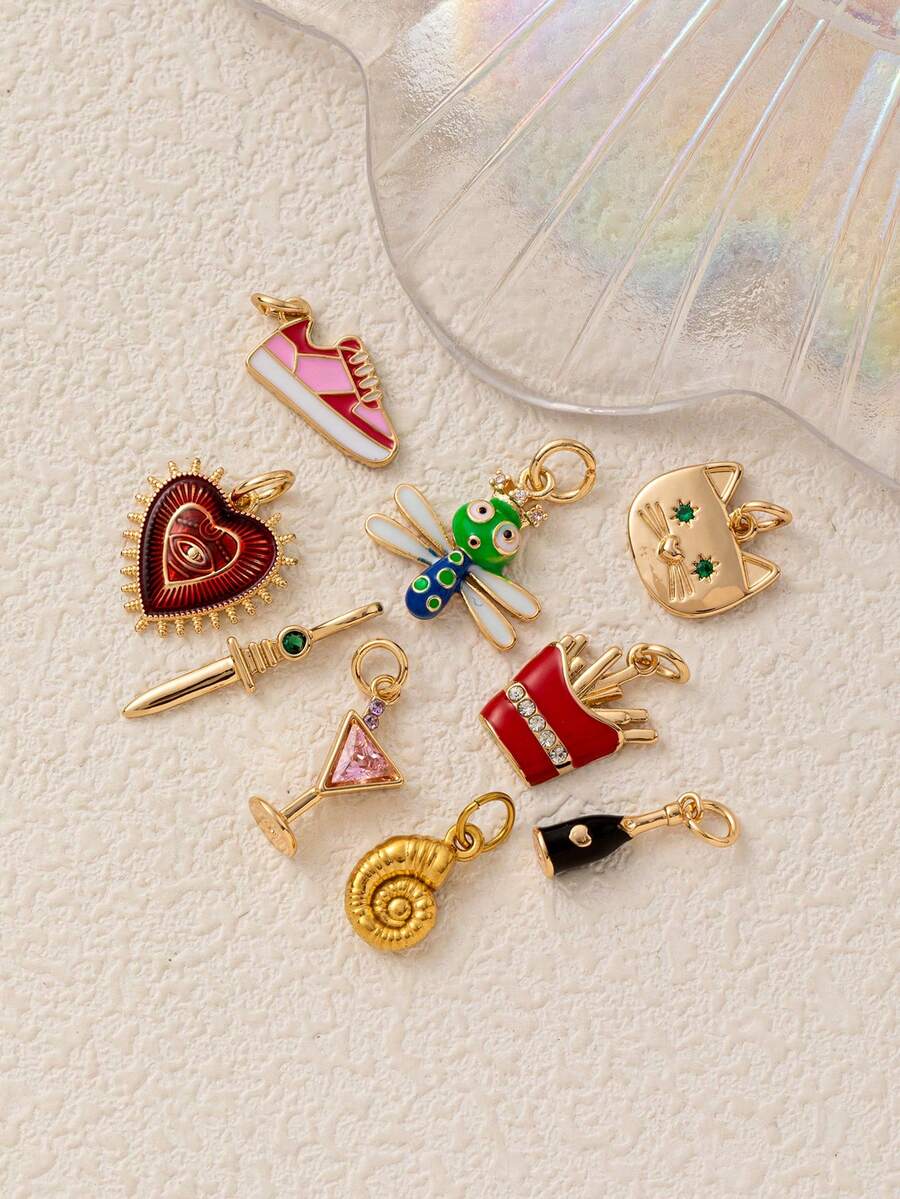 1pc Cute & Fashionable Cat Heart Dragonfly Shell Pendant, 18K Gold Plated, Easy To Match And Showcase Feminine Charm, Suitable As A Delicate Pendant For DIY Jewelry, Necklace, Bracelet, Earrings, Keychain, Bag Accessories, Women's Jewelry Accessories, Wallet Accessories, Pendant, DIY Accessories, Women's Jewelry Gifts - Multicolor - View 1