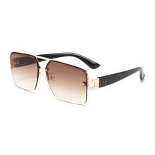 1 Pair Fashionable Oversized Half-Frame High-End Metal Fashion Glasses For Men & Women