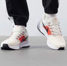 Nike Zapatillas de running para hombre RUN SWIFT 3, con malla transpirable, amortiguación y diseño deportivo